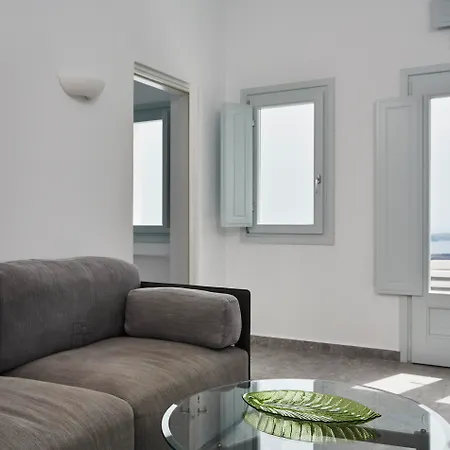 Canaves Elefas Firostefani