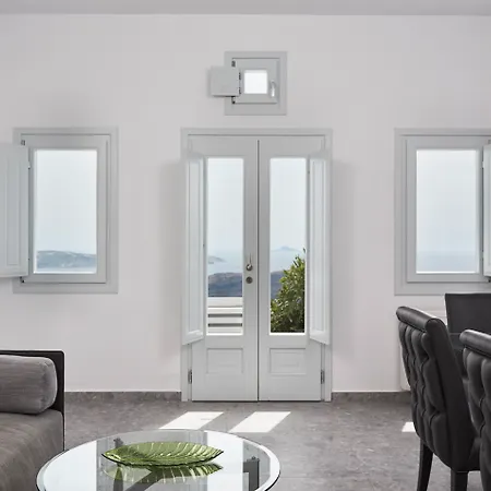 Canaves Elefas Firostefani