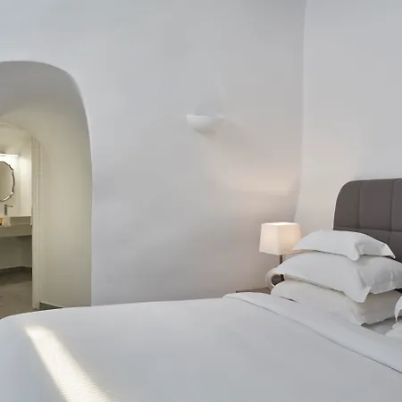 Villa Canaves Elefas Imerovigli (Santorini)