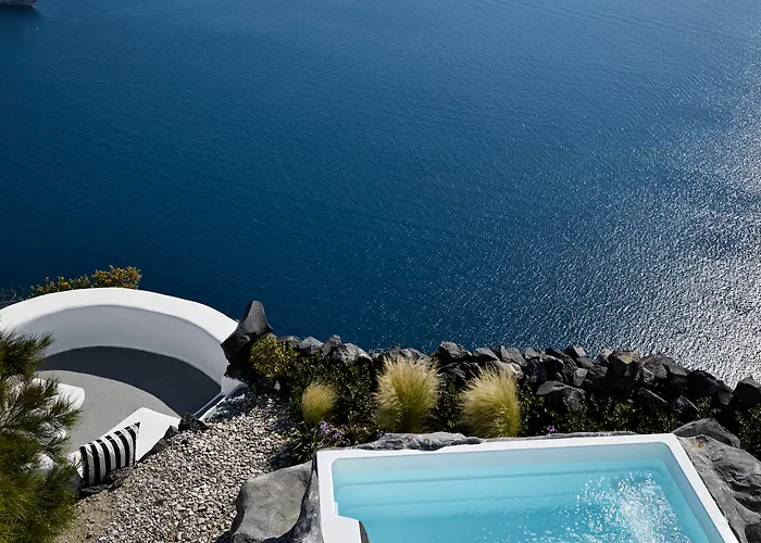 Canaves Elefas * Firostefani