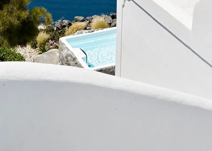 Canaves Elefas * Firostefani