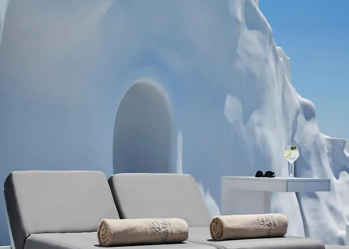 Canaves Elefas * Firostefani