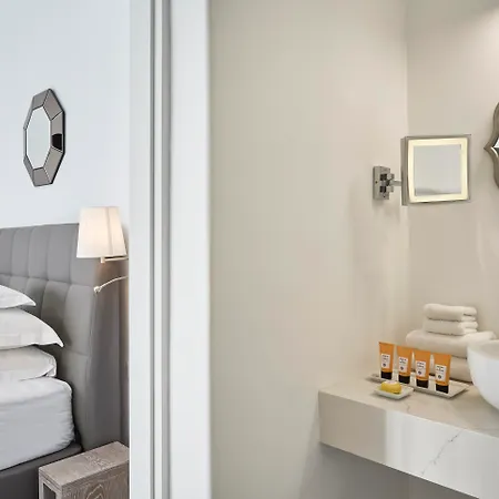 Canaves Elefas Villa *