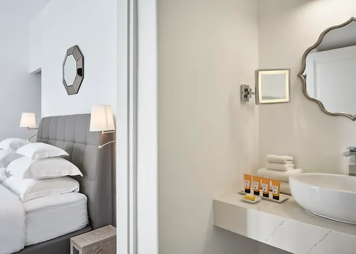 Canaves Elefas Villa *