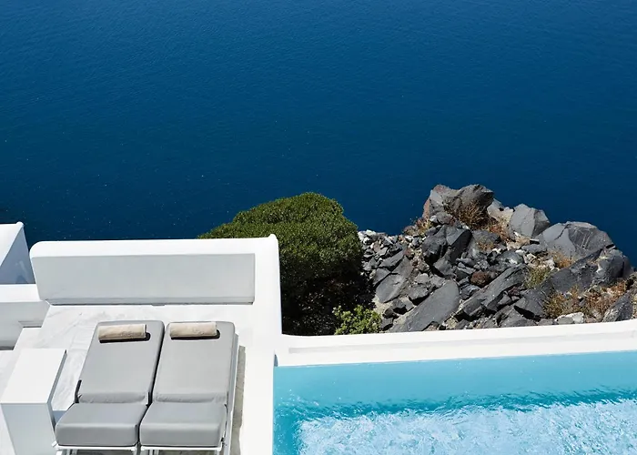 Canaves Elefas Firostefani